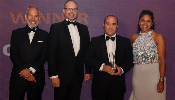 César González-Bueno, Leopoldo Alvear and the Investor Relations team are recognised by European analysts and investors at the ‘Institutional Investor’ Awards