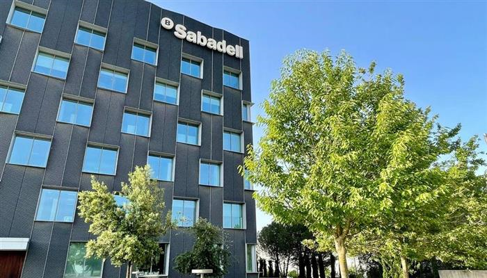 Banc Sabadell guanya 564 milions d'euros fins al juny i situa el ROTE en el 10,8%